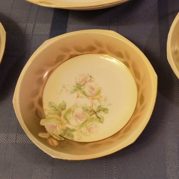 M Z Austria Porcelain Berry  Bowls Set - Picture 3 of 11